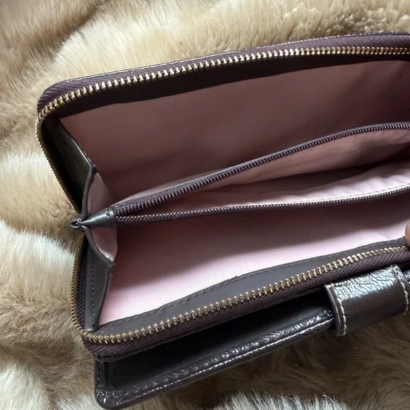 Coach Signature Wallet | Brown Monogram - Picture 4 of 7